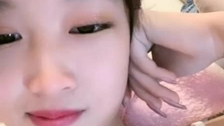 赛琳娜的黄金完整翻译版中文-直播 火辣身材的娜扎【沙滩上的贝壳酱】!